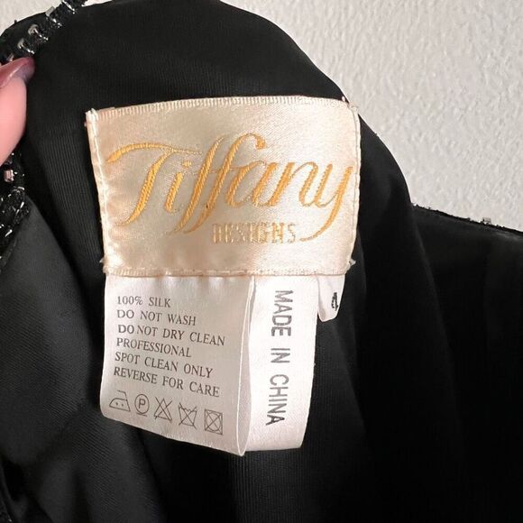 Tiffany Designs 100% Silk Black Beaded Dress Size 4 - Picture 9 of 9